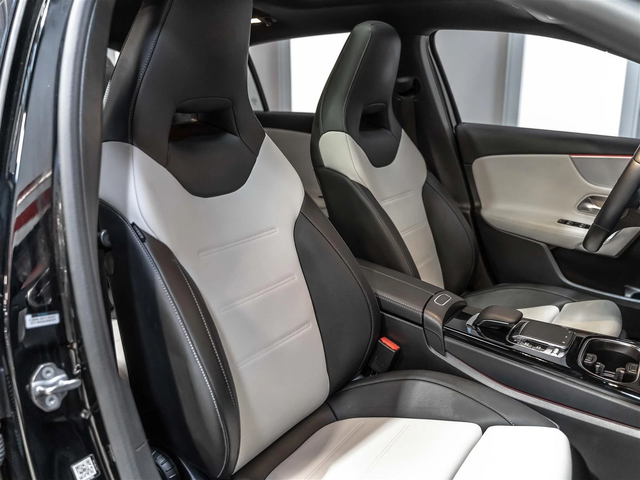 Mercedes-Benz A 250 AMG PKG NIGHT PKG С РЕГИСТРАЦИЯ & АВТО КРЕДИТ - автомобили, коли, обяви за нови и употребявани 14