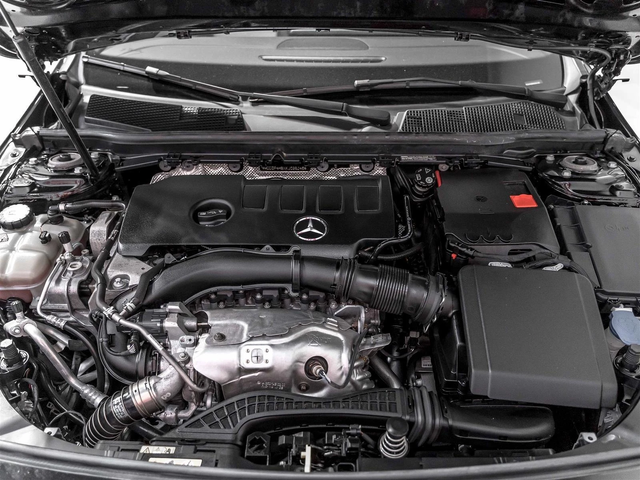 Mercedes-Benz A 250 AMG PKG NIGHT PKG С РЕГИСТРАЦИЯ & АВТО КРЕДИТ - автомобили, коли, обяви за нови и употребявани 5