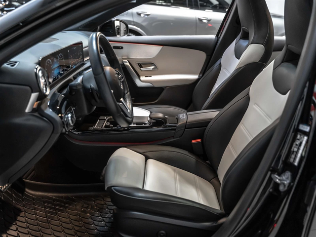 Mercedes-Benz A 250 AMG PKG NIGHT PKG С РЕГИСТРАЦИЯ & АВТО КРЕДИТ - автомобили, коли, обяви за нови и употребявани 6