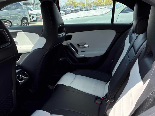 Mercedes-Benz A 250 | DISTRONIC | ПОДГРЕВ | ПАНОРАМА | CARFAX | - автомобили, коли, обяви за нови и употребявани 11