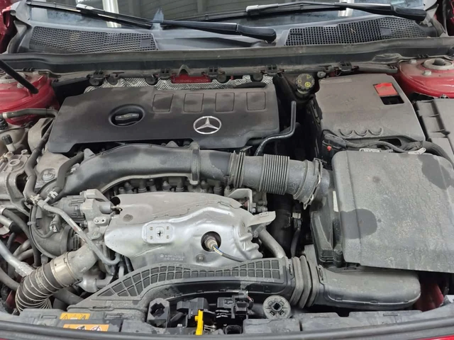 Mercedes-Benz A 250 АЛКАНТАРА| ПАМЕТ| ПАНОРАМА| CARFAX| - автомобили, коли, обяви за нови и употребявани 8