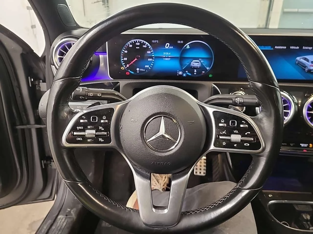 Mercedes-Benz A 250 * CARFAX * ПАНОРАМА * 2 КЛЮЧА * - автомобили, коли, обяви за нови и употребявани 16