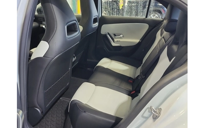 Mercedes-Benz A 250 2 КЛЮЧА * ПАНОРАМА * ПОДГРЕВИ * CARFAX - автомобили, коли, обяви за нови и употребявани 8