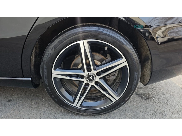 Mercedes-Benz A 250 AMG* DIGITAL* ПАМЕТ* ПОДГРЕВ* КАМЕРА - автомобили, коли, обяви за нови и употребявани 4
