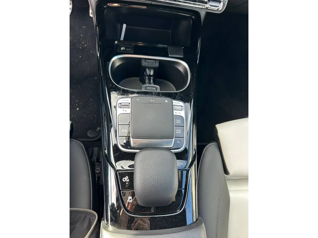 Mercedes-Benz W136 2020 Mercedes-Benz A-Class 35AMG - автомобили, коли, обяви за нови и употребявани 14