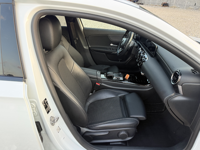 Mercedes-Benz A-класа A 180d (116 кс) 7G-DCT - автомобили, коли, обяви за нови и употребявани 8