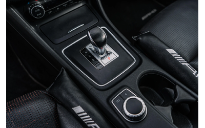 Mercedes-Benz A45 AMG 4 MATIC - EDITION ONE - БЯЛА ПЕРЛА! - автомобили, коли, обяви за нови и употребявани 7