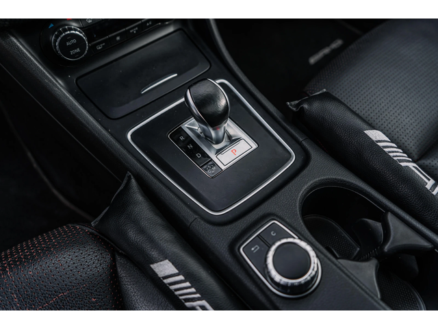 Mercedes-Benz A45 AMG 4 MATIC - EDITION ONE - БЯЛА ПЕРЛА! - автомобили, коли, обяви за нови и употребявани 7