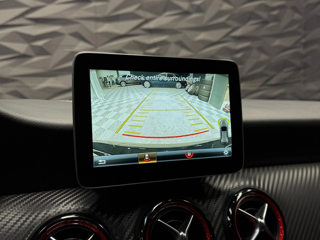 Mercedes-Benz A45 AMG Carbon* Camera* Pano* Navi - автомобили, коли, обяви за нови и употребявани 11