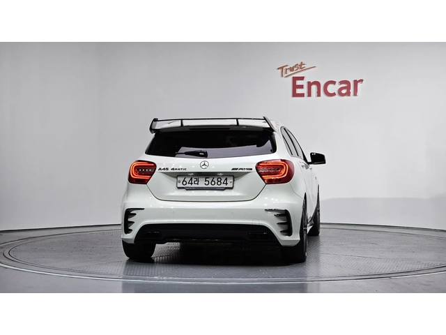 Mercedes-Benz A45 AMG - автомобили, коли, обяви за нови и употребявани 11