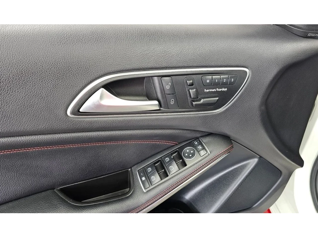 Mercedes-Benz A45 AMG ПАНОРАМА / КАМЕРИ / FULL - автомобили, коли, обяви за нови и употребявани 11