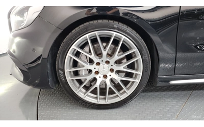 mercedes-benz-a45-amg - 4