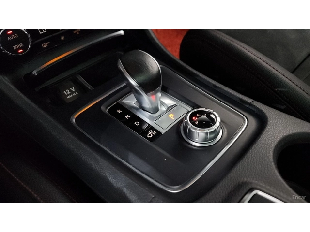 Mercedes-Benz A45 AMG 4MATIC* КОЖА* ПОДГРЕВ* ШИБИДАХ - автомобили, коли, обяви за нови и употребявани 8