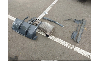 Mercedes-Benz AMG CLS 63 5.5L V8 FI DOHC 32V NF4 All Wheel Drive - автомобили, коли, обяви за нови и употребявани 11