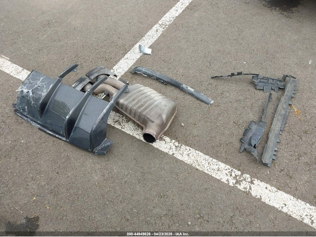 Mercedes-Benz AMG CLS 63 5.5L V8 FI DOHC 32V NF4 All Wheel Drive - автомобили, коли, обяви за нови и употребявани 11