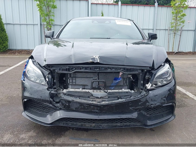 Mercedes-Benz AMG CLS 63 5.5L V8 FI DOHC 32V NF4 All Wheel Drive - автомобили, коли, обяви за нови и употребявани 12