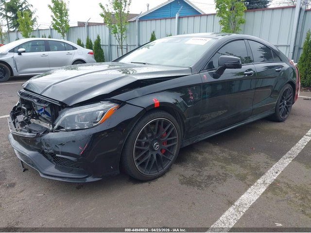 Mercedes-Benz AMG CLS 63 5.5L V8 FI DOHC 32V NF4 All Wheel Drive - автомобили, коли, обяви за нови и употребявани 1
