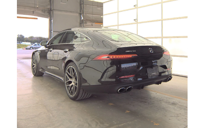 mercedes-benz-amg-gt - 4