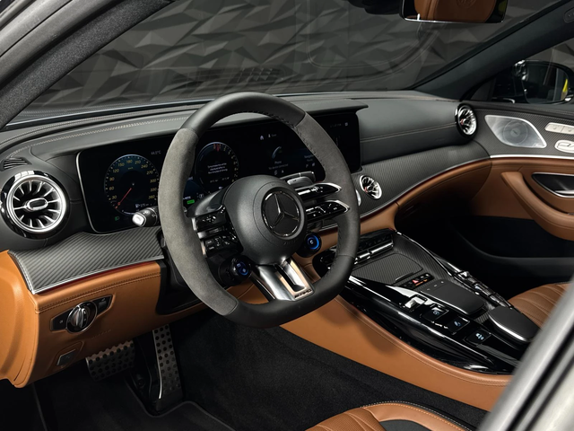 Mercedes-Benz AMG GT 63s E-Performance* Carbon Ceramic* Aero pack* Burm - автомобили, коли, обяви за нови и употребявани 9