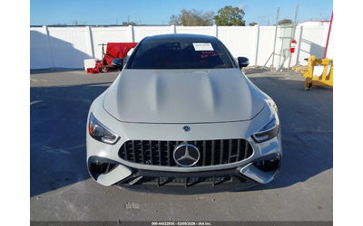mercedes-benz-amg-gt - 1