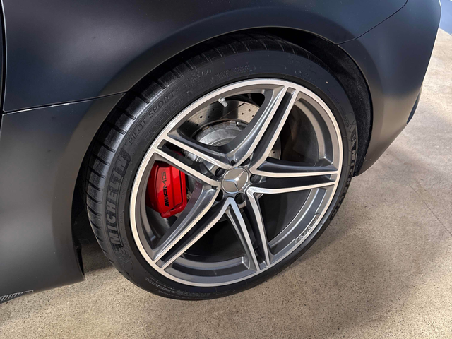 Mercedes-Benz AMG GT 4.0L 8cyl RWD - автомобили, коли, обяви за нови и употребявани 12