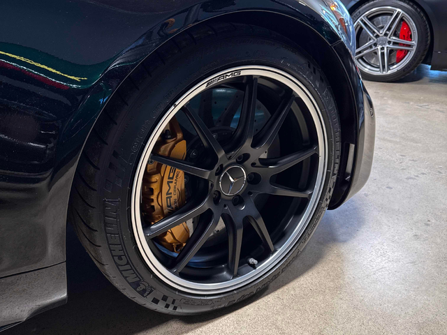 Mercedes-Benz AMG GT 4.0L 8cyl RWD - автомобили, коли, обяви за нови и употребявани 12