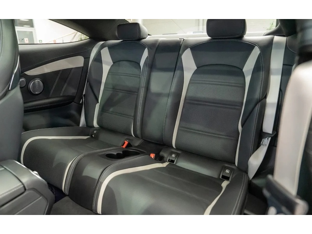 Mercedes-Benz AMG GT 4-Door Coupe C 63 S AMG Coupe - автомобили, коли, обяви за нови и употребявани 7