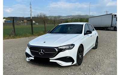mercedes-benz-amg-gt-4-door-coupe-e-200-amg-line - 0