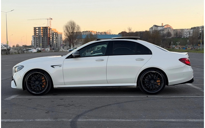 mercedes-benz-amg-gt-4-door-coupe-e-63s-amg-4matic - 1