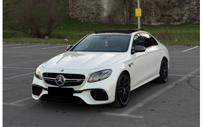 mercedes-benz-amg-gt-4-door-coupe-e-63s-amg-4matic - 3