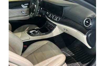 Mercedes-Benz AMG GT C * E 53 * CARFAX * ЦЕНА ДО БГ - автомобили, коли, обяви за нови и употребявани 9