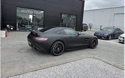 mercedes-benz-amg-gt-s - 3