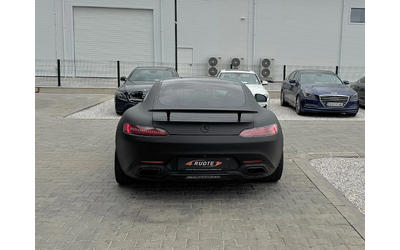 mercedes-benz-amg-gt-s - 4
