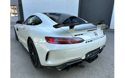 mercedes-benz-amg-gt-s - 4