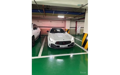 mercedes-benz-amg-gt-s - 0