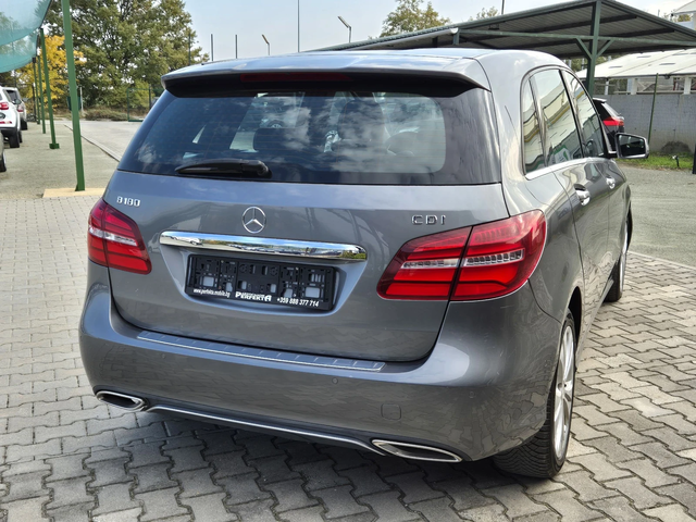 Mercedes-Benz B 180 1.5дизел 109к.с. - автомобили, коли, обяви за нови и употребявани 7