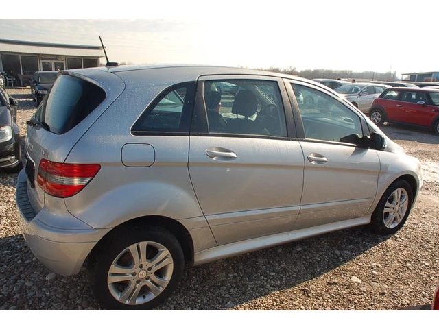 Mercedes-Benz B 180 NGT - автомобили, коли, обяви за нови и употребявани 4