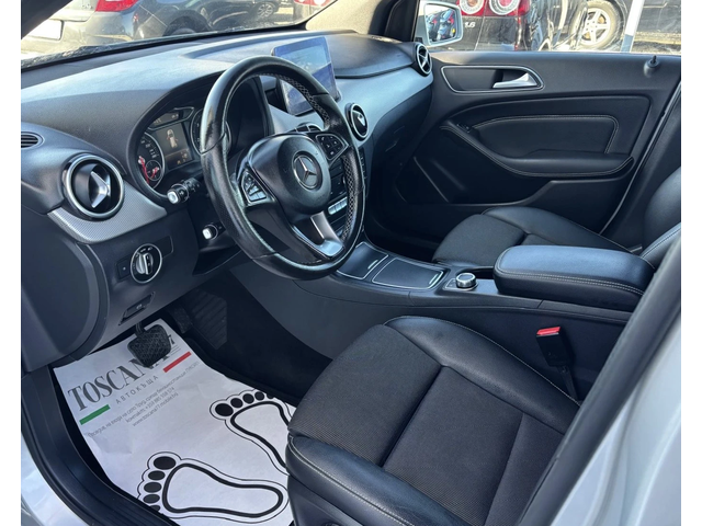 Mercedes-Benz B 180 cdi* 109к.с.* Premium* Navi* Parking assist* Лизин - автомобили, коли, обяви за нови и употребявани 4