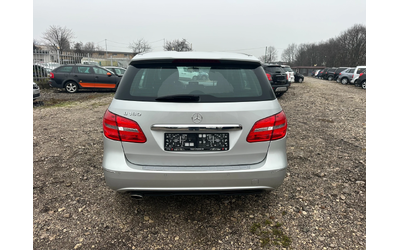 mercedes-benz-b-180 - 3