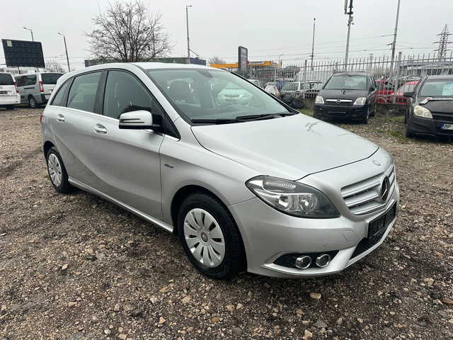 Mercedes-Benz B 180 1.6Ti 122kc NAVI TOPPPPP - автомобили, коли, обяви за нови и употребявани 6