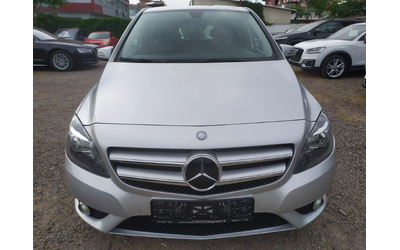 mercedes-benz-b-180 - 0