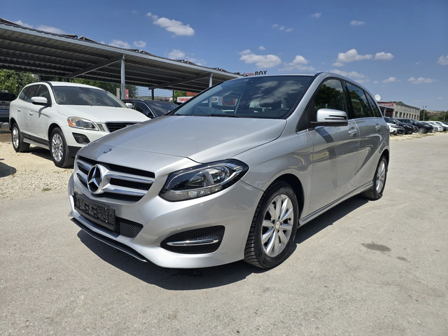 Mercedes-Benz B 180 Топ състояние - автомобили, коли, обяви за нови и употребявани 0