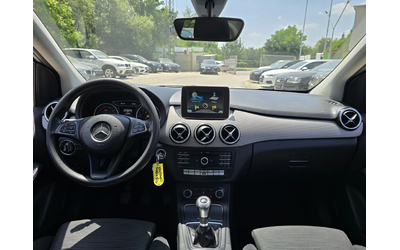Mercedes-Benz B 180 Топ състояние - автомобили, коли, обяви за нови и употребявани 13