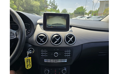 Mercedes-Benz B 180 Топ състояние - автомобили, коли, обяви за нови и употребявани 14