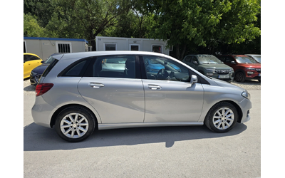 Mercedes-Benz B 180 Топ състояние - автомобили, коли, обяви за нови и употребявани 7