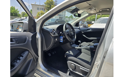 Mercedes-Benz B 180 Топ състояние - автомобили, коли, обяви за нови и употребявани 9