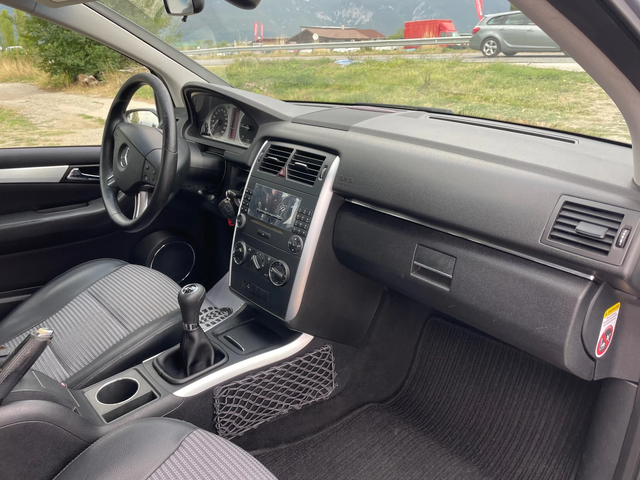 Mercedes-Benz B 180 2.0CDI-AVANGARD-ITALIA - автомобили, коли, обяви за нови и употребявани 4