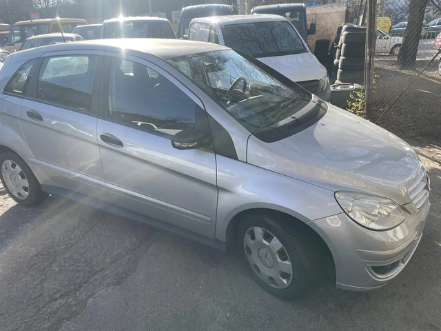 Mercedes-Benz B 180 2, 0 CDi - автомобили, коли, обяви за нови и употребявани 1