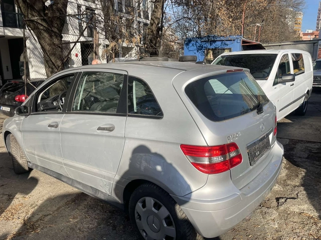 Mercedes-Benz B 180 2, 0 CDi - автомобили, коли, обяви за нови и употребявани 2