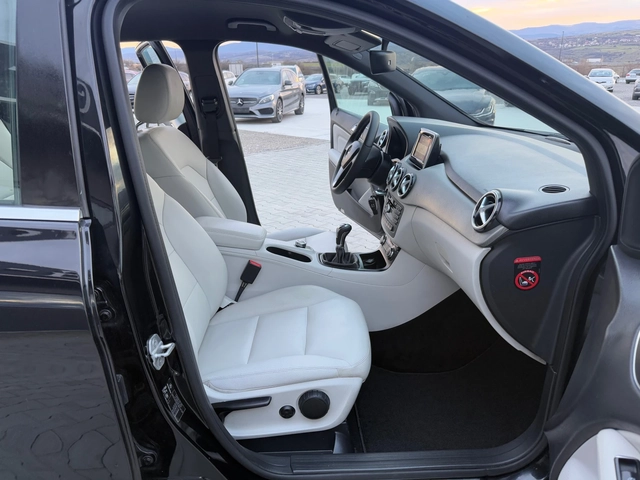 Mercedes-Benz B 180 1.8cdi Собствен лизинг !!! - автомобили, коли, обяви за нови и употребявани 16